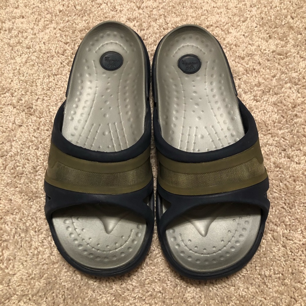 Women’s Crocs Slides